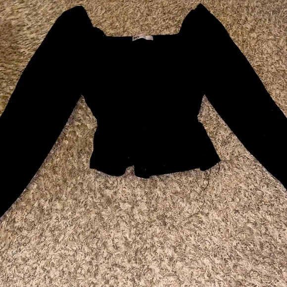 green long sleeve cut out dress Bailey Rose Cut Out Long Sleeve Mini Dress main image 1